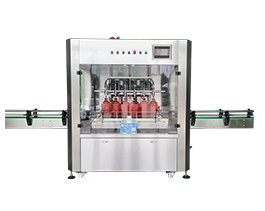 這才是真正的“加油”現(xiàn)場！食用油灌裝機(jī)正在現(xiàn)場加油